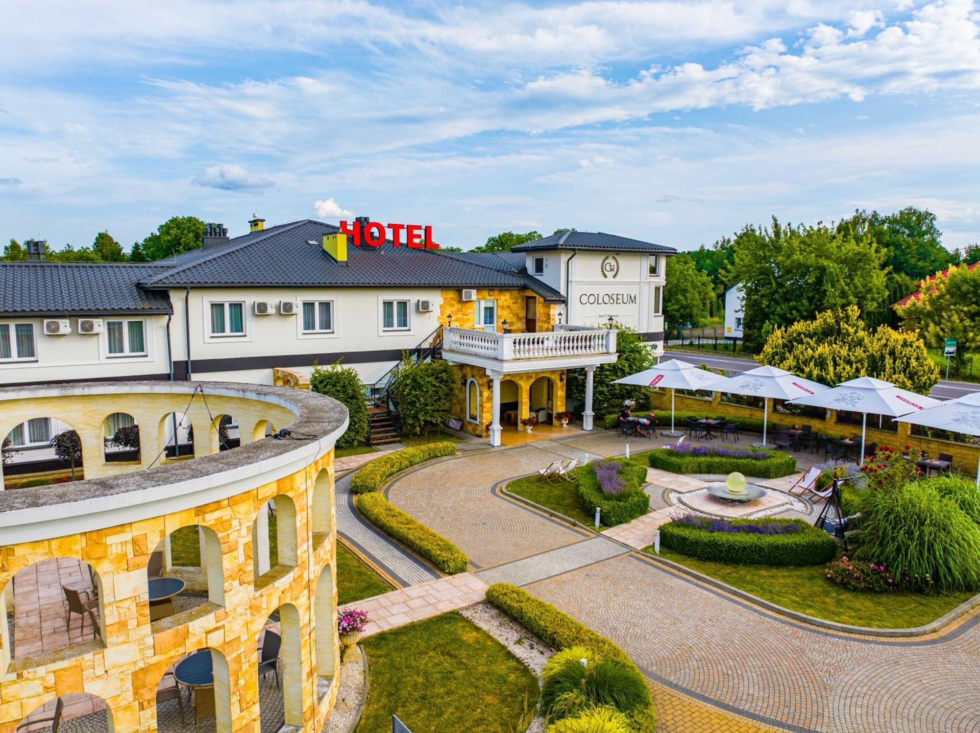 Hotel Coloseum Jaroslaw Exterior photo