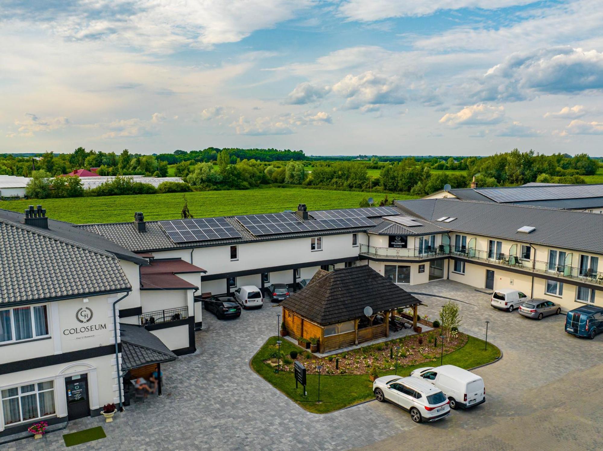 Hotel Coloseum Jaroslaw Exterior photo